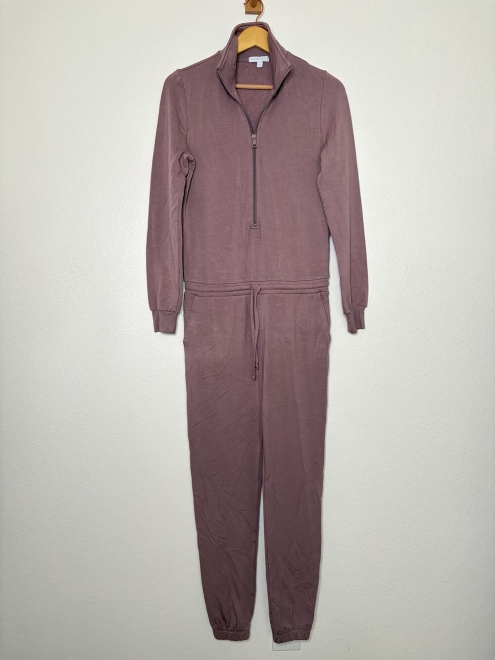 Beyond Yoga Mauve Half Zip Drawstring Waist Jogger Jumpsuit Mock Neck Size XS
